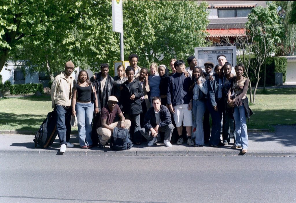 Dieses Bild hat ein leeres Alt-Attribut. Der Dateiname ist Gruppen-Abschied-1024x703.jpg